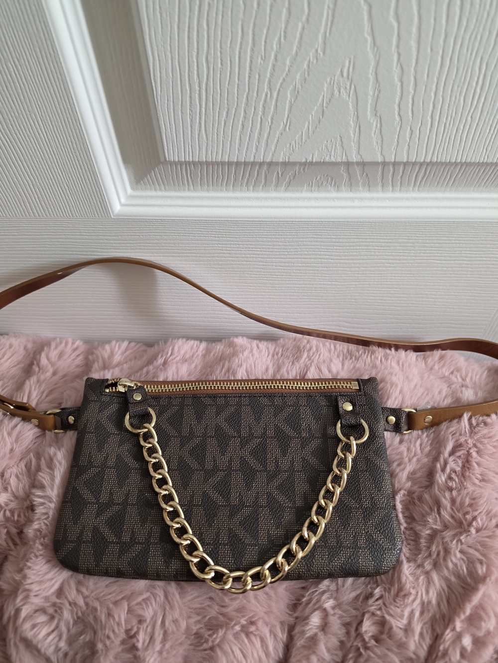 Michael Kors Monogram Waist Bag Fanny Pack Gold Chain
